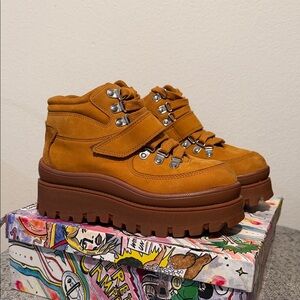 Jeffrey Campbell Top Peak Mustard Yellow Lace-Up Platform Boots